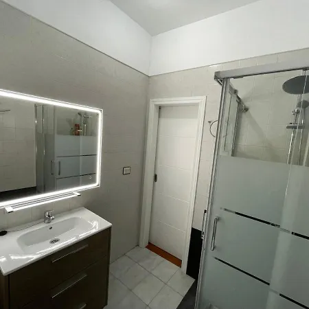 Tenerife Vacaciones, Quiet Near The Ocean And Local Food Spots And Coastal Walks, Fast Wifi Apartment Candelaria
