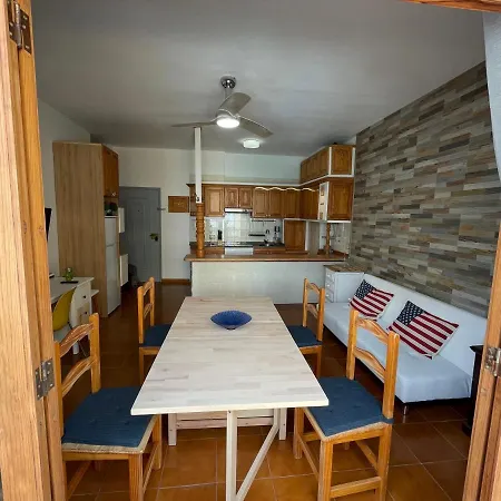Tenerife Vacaciones, Quiet Near The Ocean And Local Food Spots And Coastal Walks, Fast Wifi