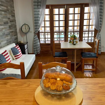 Apartment Tenerife Vacaciones, Quiet Near The Ocean And Local Food Spots And Coastal Walks, Fast Wifi *